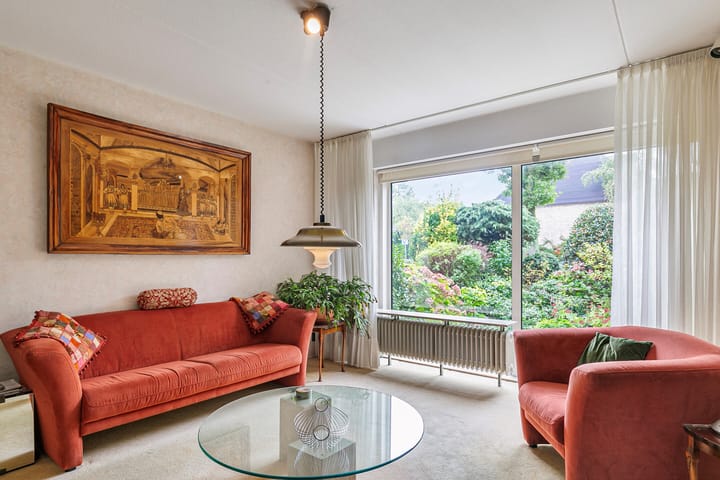 Foto 2 van Bertha von Suttnerstraat 7