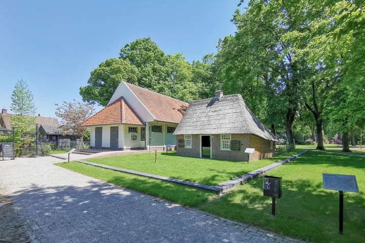 Foto 41 van Borodinstraat 188