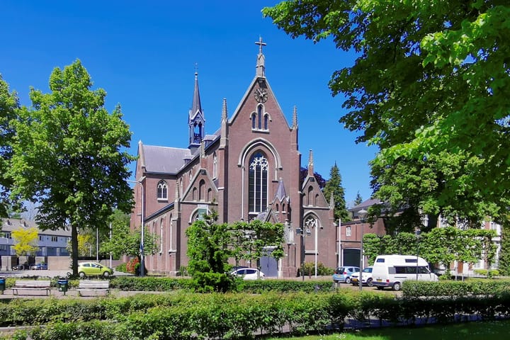 Foto 44 van Borodinstraat 188