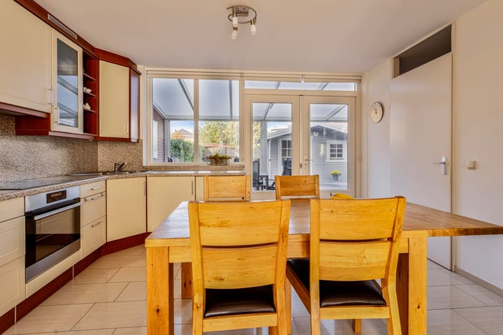 Foto 17 van Looierstraat 3