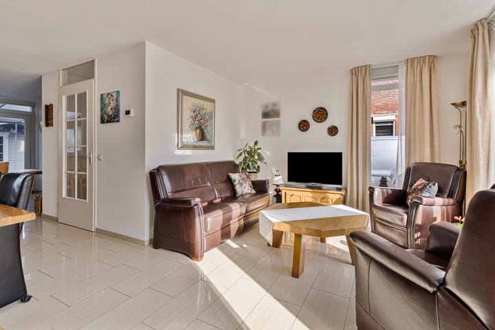 Foto 2 van Looierstraat 3