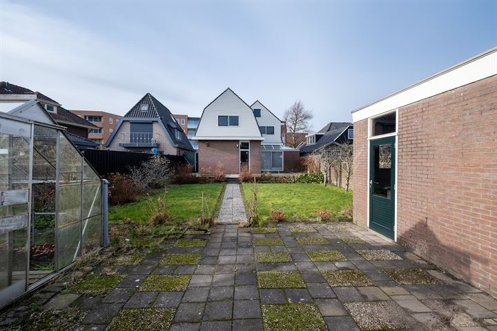 Bekijk foto 40 van Middenweg 256