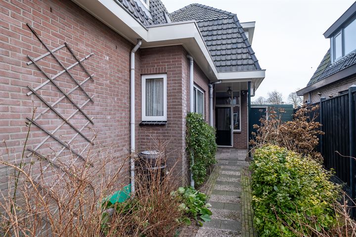 Bekijk foto 47 van Middenweg 256