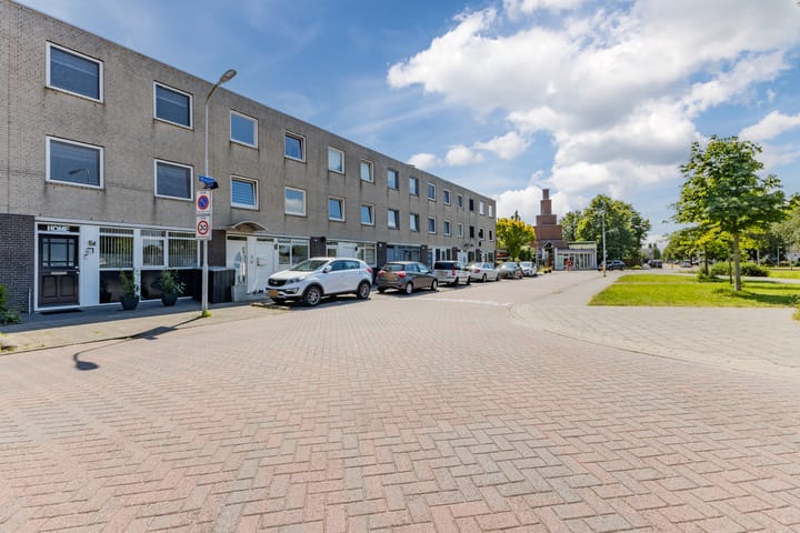 Photo 9 of Musical 9