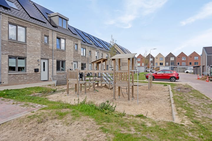 Photo 29 of Doedes Breuning ten Catestraat 98