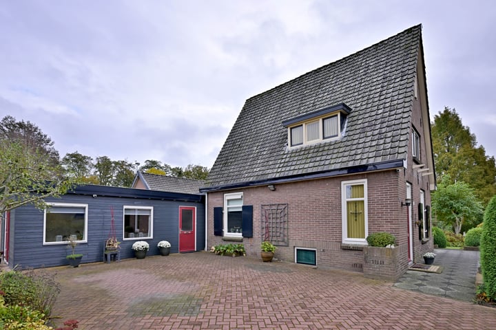 Bekijk foto 47 van Houtwal 22