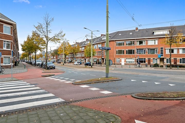 View photo 35 of Bragastraat 132