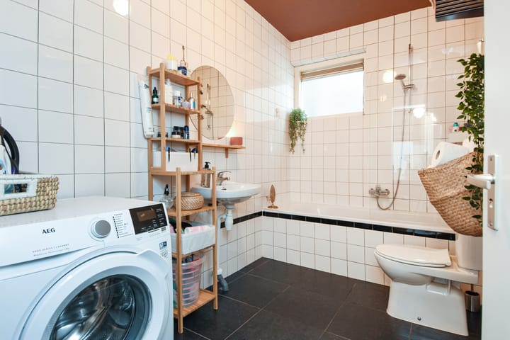 Photo 34 of Oude Langendijk 21-A