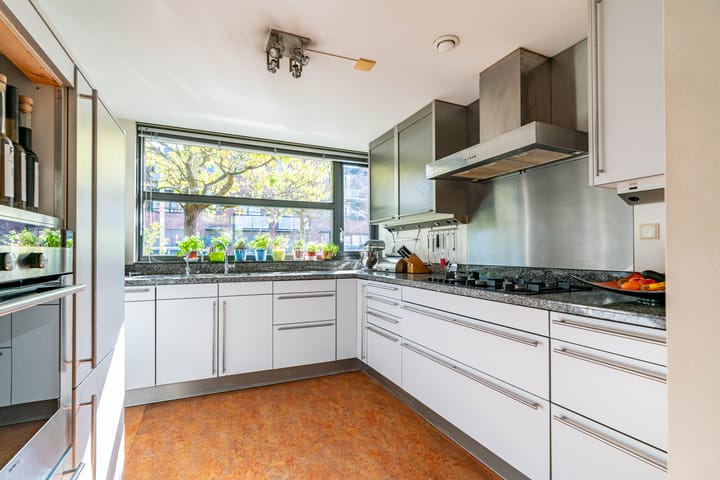 Foto 14 van Elisabeth van Zuilenlaan 4