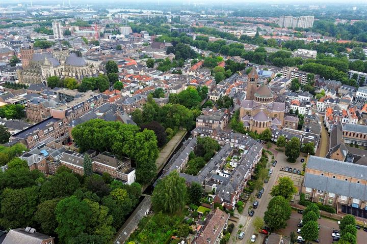 Bekijk foto 42 van Mgr. Prinsenstraat 59