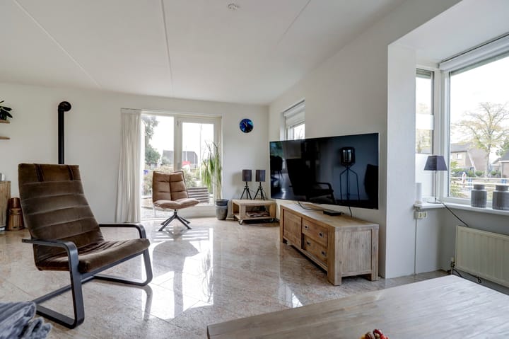 Foto 9 van Hoofdweg 28