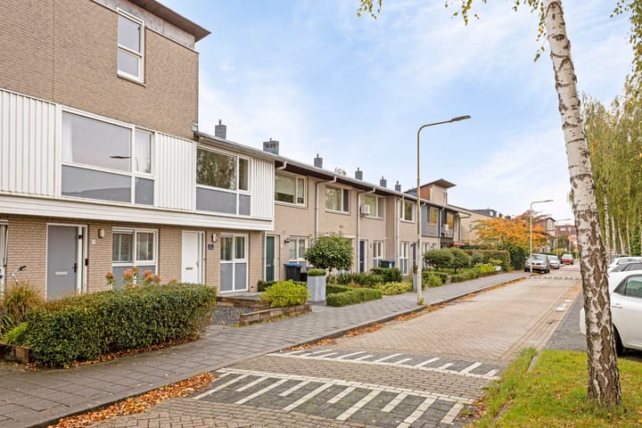 Foto 4 van Charles Dickensstraat 11