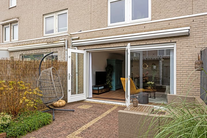 Foto 40 van Charles Dickensstraat 11