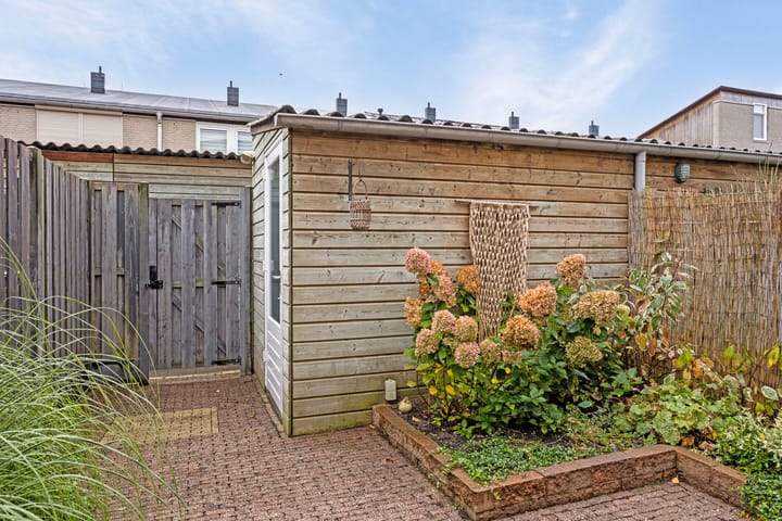 Foto 43 van Charles Dickensstraat 11