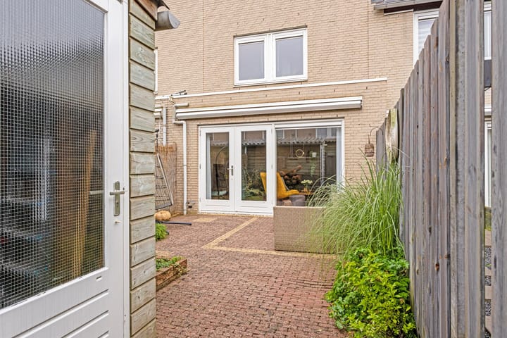 Foto 46 van Charles Dickensstraat 11