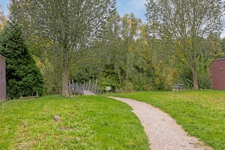 Foto 47 van Charles Dickensstraat 11