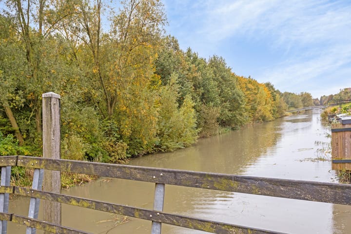 Foto 48 van Charles Dickensstraat 11