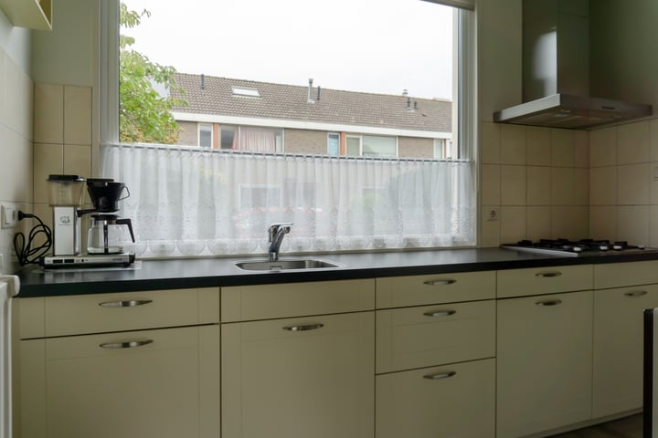 View photo 6 of Dunantstraat 21