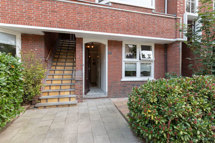 Bekijk foto 3 van Kamerlingh Onnesstraat 22