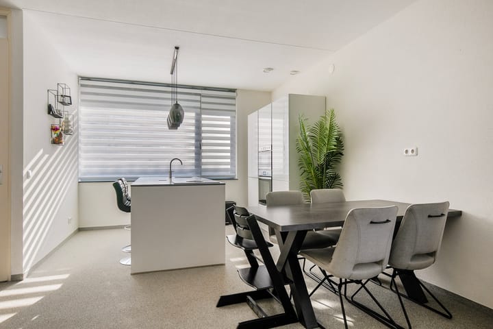 Foto 8 van Jan van der Heijdenstraat 96