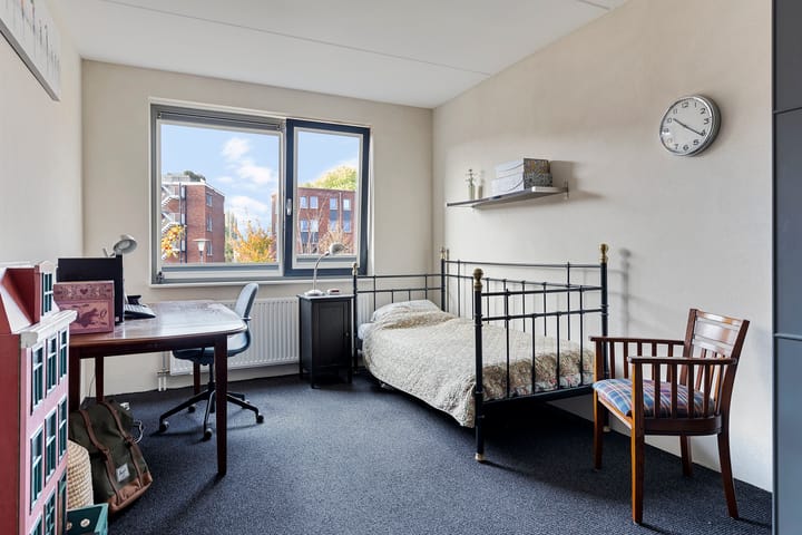 Foto 17 van Antillenstraat 34