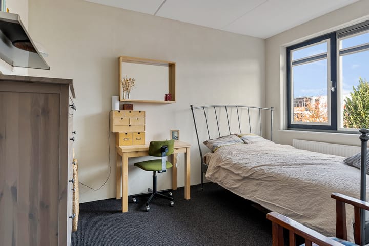 Foto 20 van Antillenstraat 34