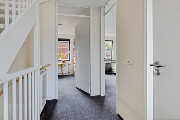 Foto 25 van Antillenstraat 34