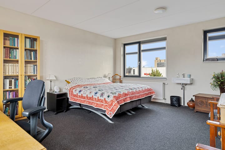 Foto 28 van Antillenstraat 34