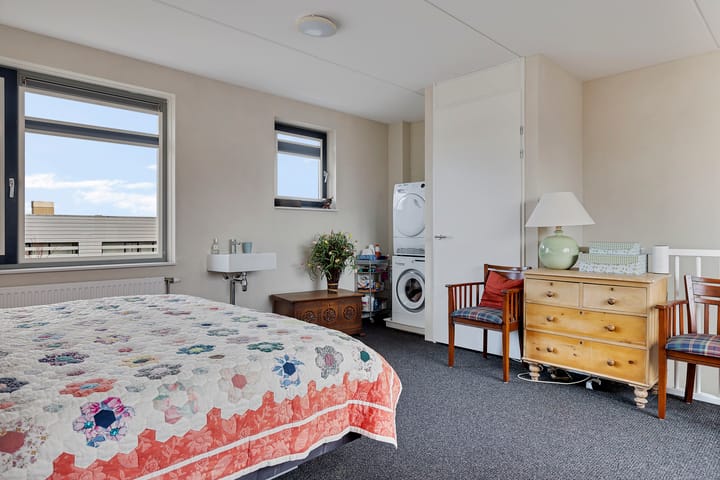 Foto 29 van Antillenstraat 34