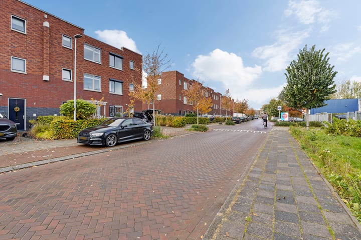 Foto 35 van Antillenstraat 34