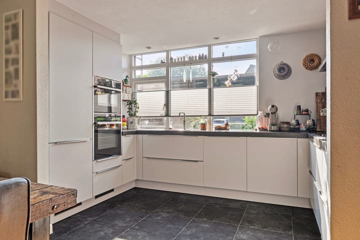 Foto 15 van Vivaldiweg 51