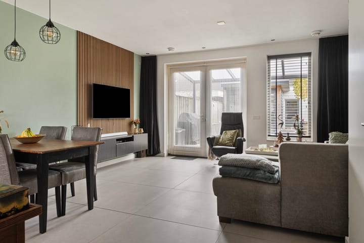 Foto 2 van Wollegras 4