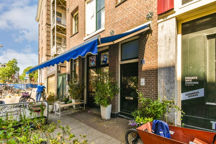 View photo 21 of Nicolaas Berchemstraat 1-3