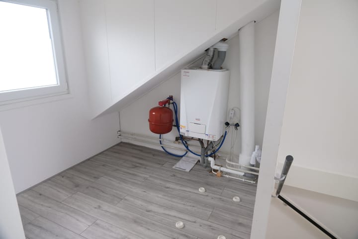 Foto 10 van Van Brederodestraat 61