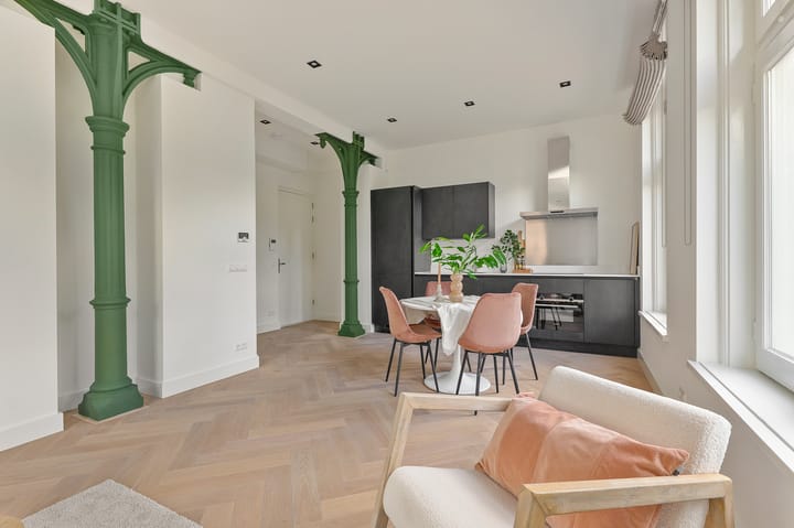 Photo 9 of Czaar Peterstraat 23-C