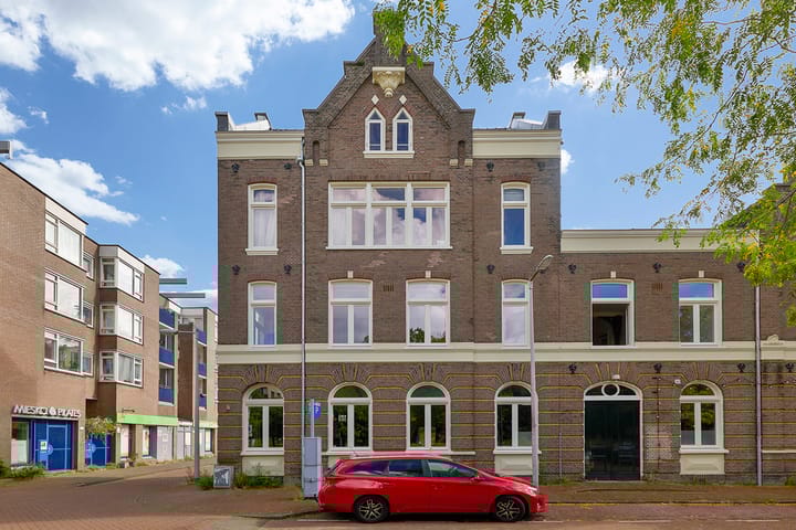 Photo 26 of Czaar Peterstraat 23-C