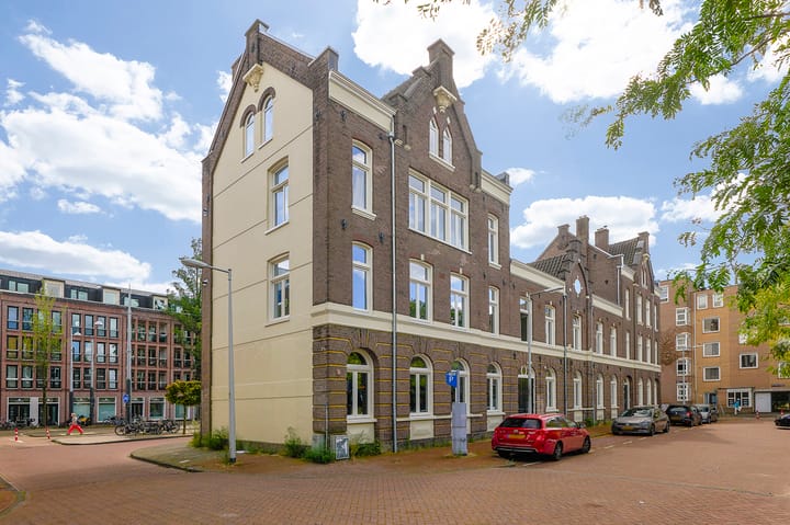 Photo 27 of Czaar Peterstraat 23-C