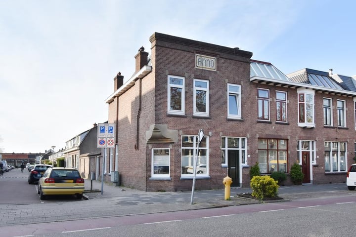 Bekijk foto 1 van Hugo de Grootstraat 166