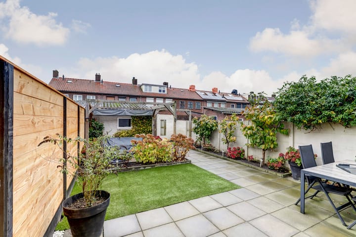 Foto 27 van Pinksterbloemstraat 4