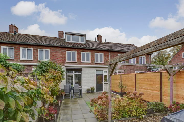 Foto 30 van Pinksterbloemstraat 4