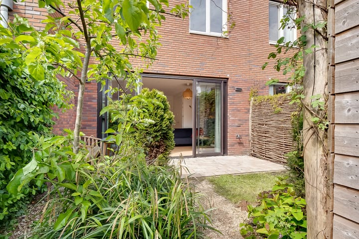 Photo 32 of Het Betonijzer 240