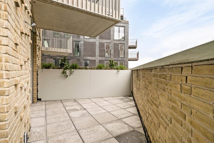 Foto 13 van Lutonhof 80