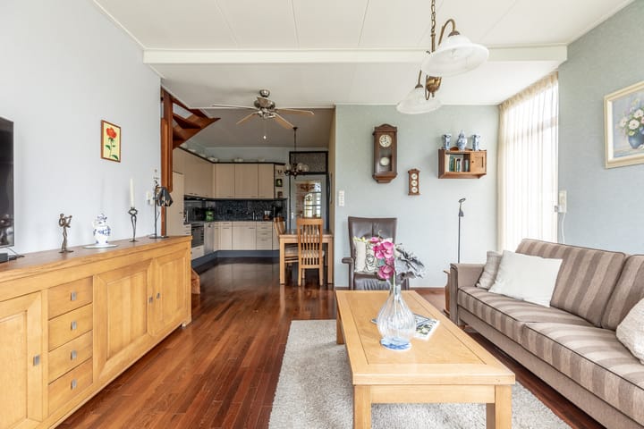 Foto 14 van Warder 84