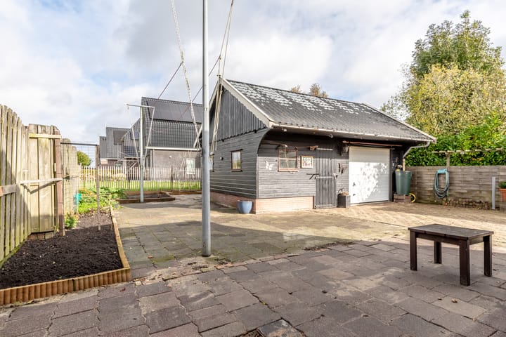 Foto 35 van Warder 84