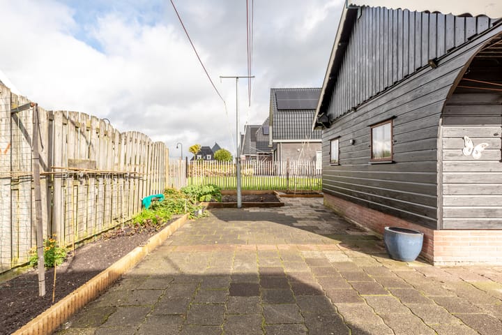 Foto 37 van Warder 84