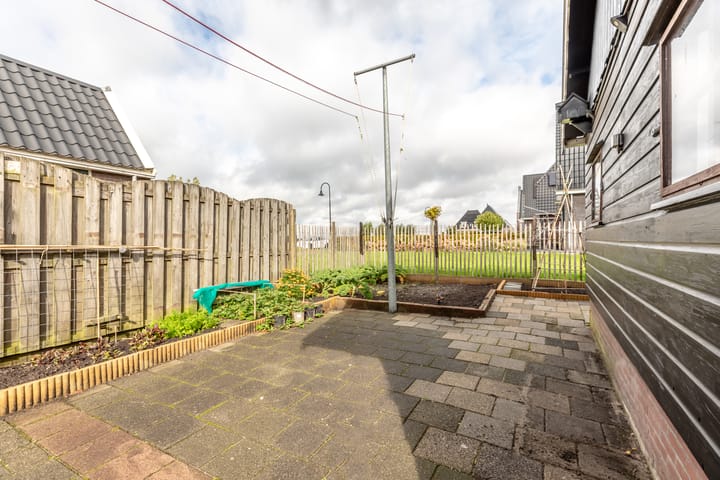 Foto 38 van Warder 84