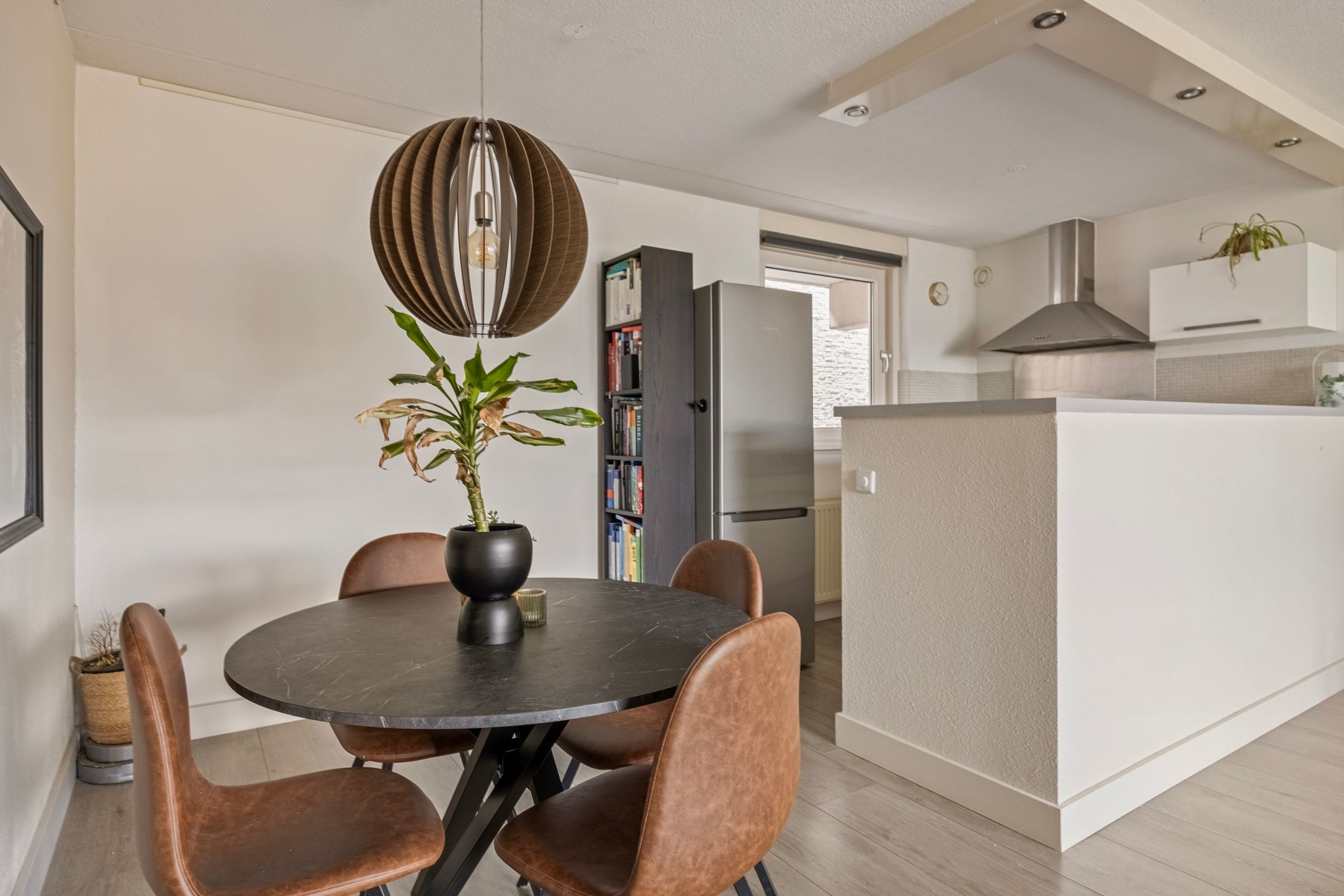 Foto 12 van Boulevard 1945 31