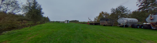 View 360° photo of achtertuin of Achterbroek 35