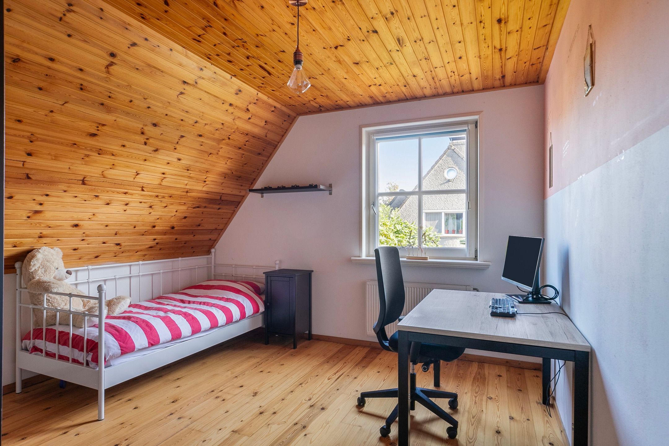 Foto 39 van Plevierstraat 15