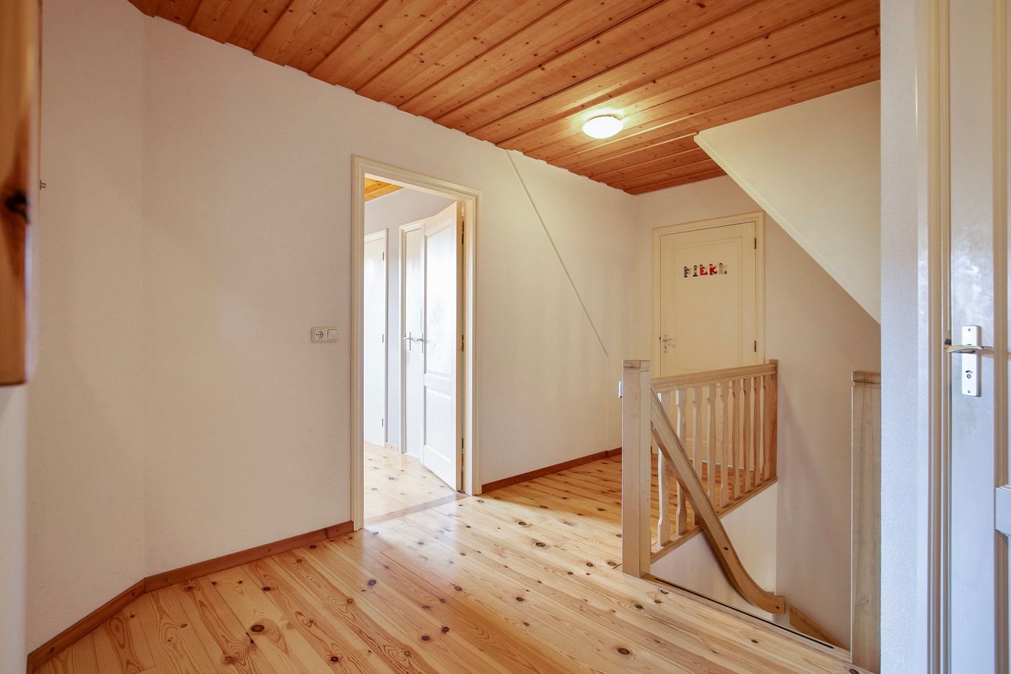 Foto 49 van Plevierstraat 15